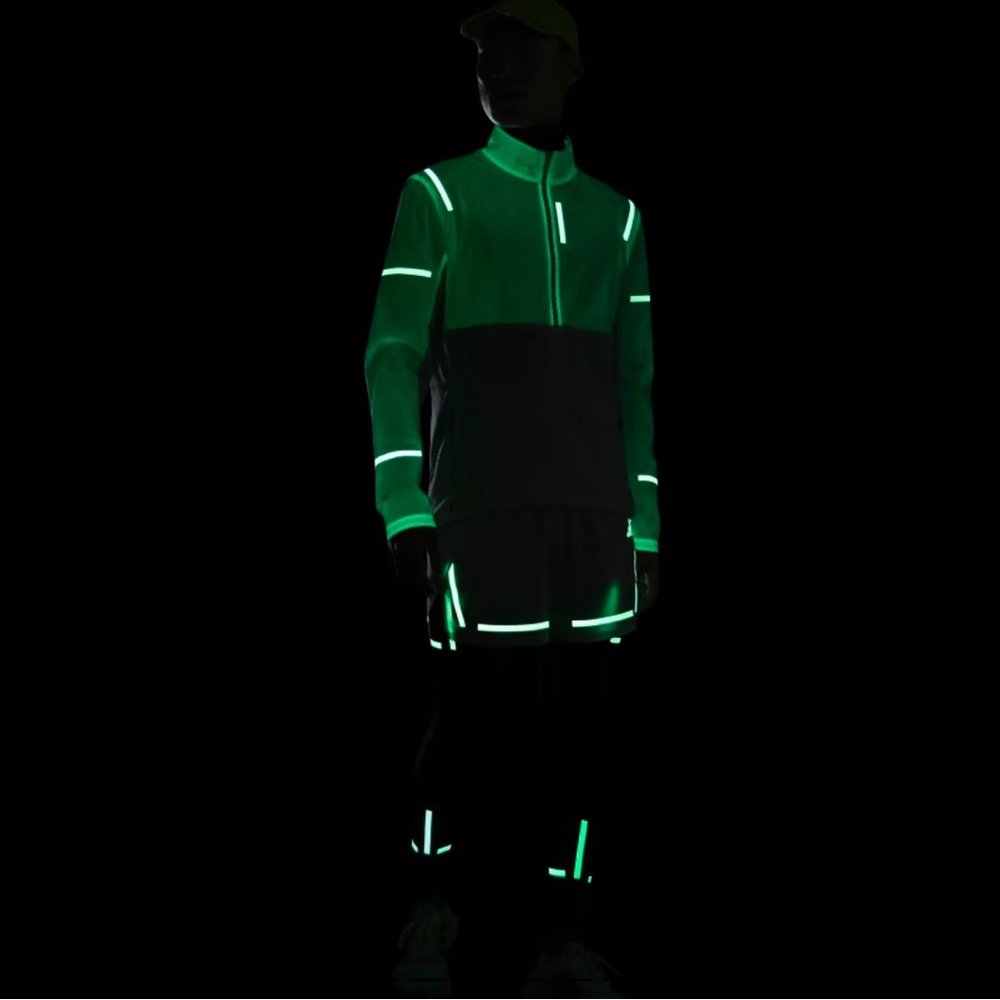 Adidas Glow In the Dark Running Jacket - Picture 10 of 10